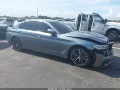 WBA53BH01NWX46391 2022 BMW 5ER