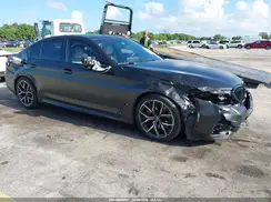 WBA53BH02MCF10142 2021 BMW 5ER