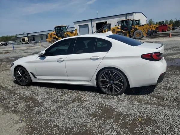 WBA53BH03PCL14339 2023 BMW 5ER - Image 2