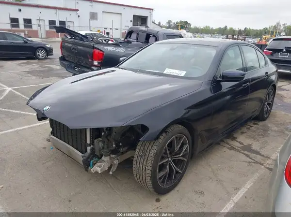 WBA53BH06MWX16253 2021 BMW 5ER - Image 2