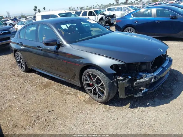 WBA53BH08PCL21884 2023 BMW 5ER - Image 1