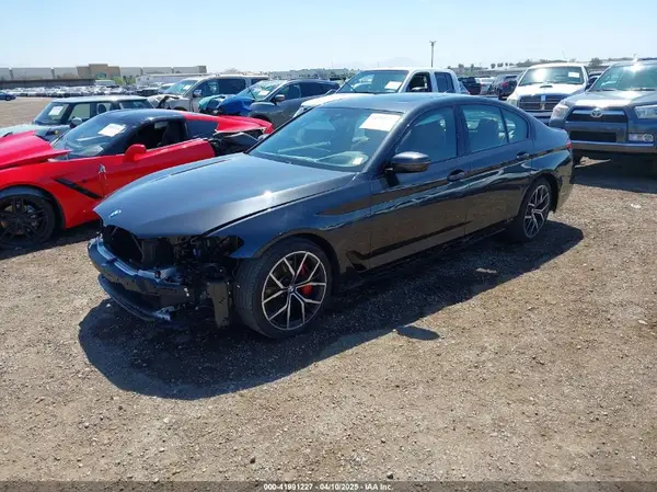 WBA53BH08PCL21884 2023 BMW 5ER - Image 2