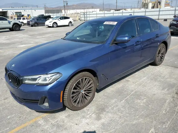 WBA53BJ00NWX51429 2022 BMW 5ER - Image 1