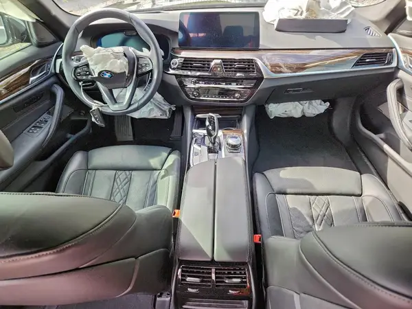 WBA53BJ03MCF93574 2021 BMW 5ER - Image 8