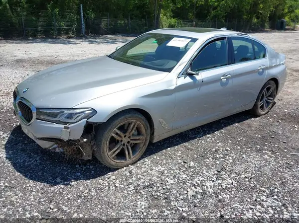 WBA53BJ08MWX28446 2021 BMW 5ER - Image 2