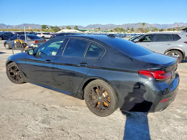 2021 BMW 5 Series COPART lot 98966765 auction photo 2