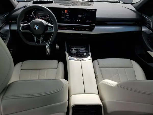 WBA53FJ0XSCT48465 2025 BMW 5ER - Image 8