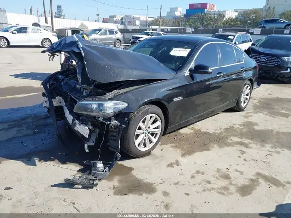 WBA5A5C50GD526569 2016 BMW 5ER - Image 2