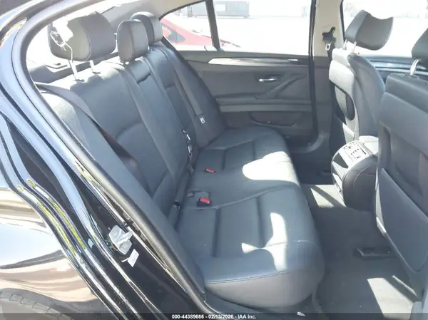 WBA5A5C50GD526569 2016 BMW 5ER - Image 8
