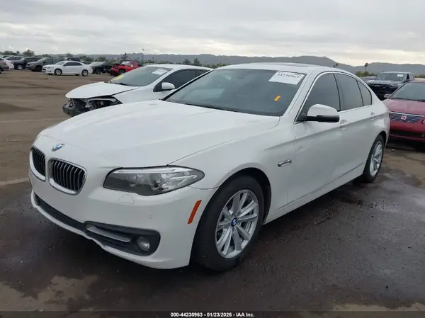 WBA5A5C50GD527575 2016 BMW 5ER - Image 2