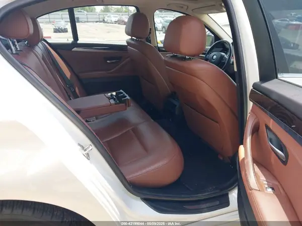WBA5A5C50GD528421 2016 BMW 5ER - Image 8