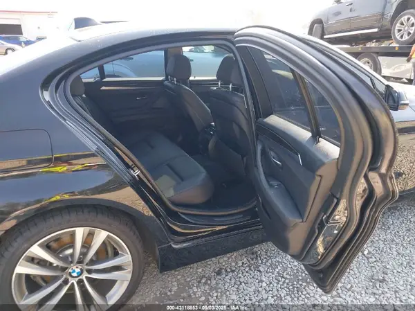 WBA5A5C50GG355059 2016 BMW 5ER - Image 8