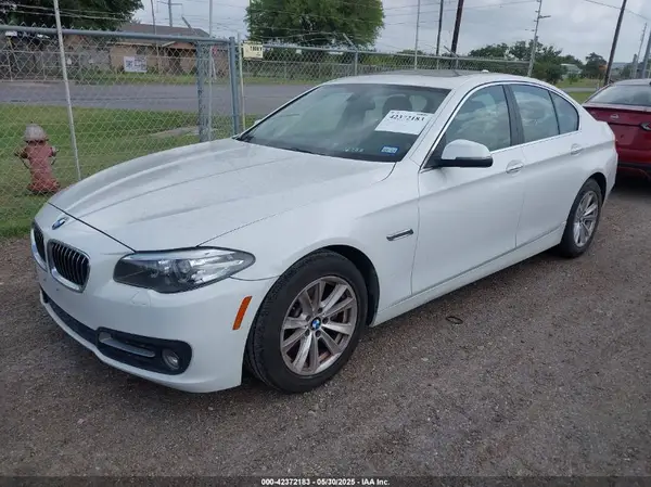 WBA5A5C51GD527875 2016 BMW 5ER - Image 2