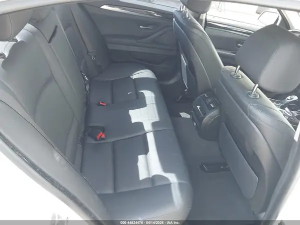 WBA5A5C51GD528086 2016 BMW 5ER - Image 8