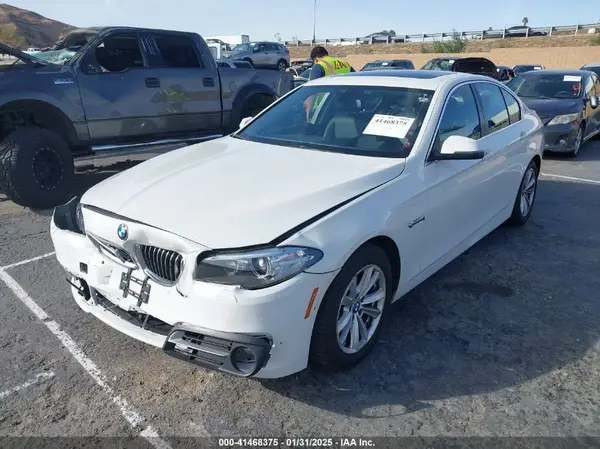 WBA5A5C51GG350114 2016 BMW 5ER - Image 2