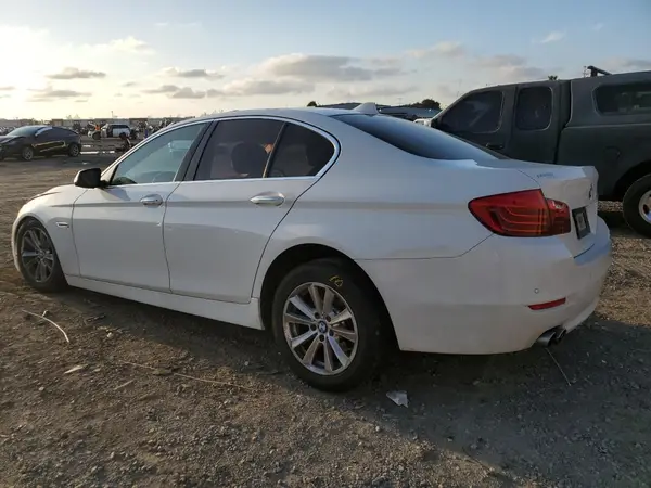 WBA5A5C52GD525732 2016 BMW 5ER - Image 2