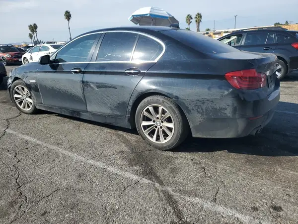 WBA5A5C52GD526556 2016 BMW 5ER - Image 2
