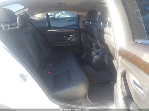 WBA5A5C52GD528498 2016 BMW 5ER - Image 8