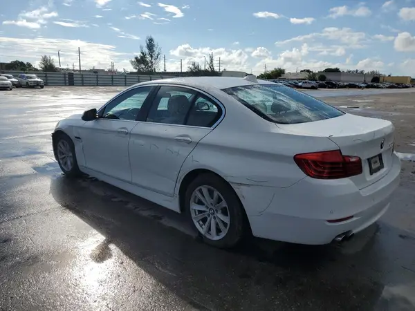 WBA5A5C53GG349143 2016 BMW 5ER - Image 2
