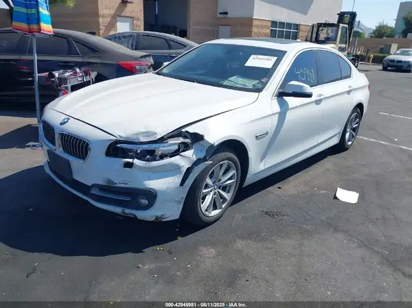 WBA5A5C53GG352673 2016 BMW 5ER - Image 2
