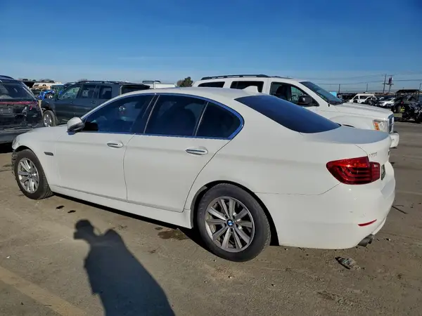 WBA5A5C53GG353483 2016 BMW 5ER - Image 2