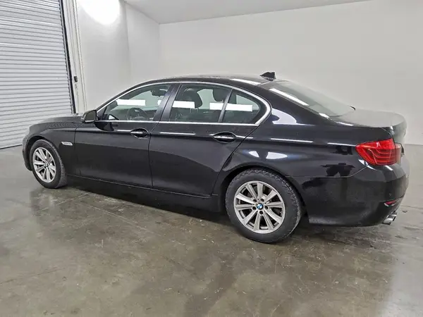 WBA5A5C54GD527210 2016 BMW 5ER - Image 2