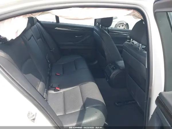 WBA5A5C55GD526616 2016 BMW 5ER - Image 8
