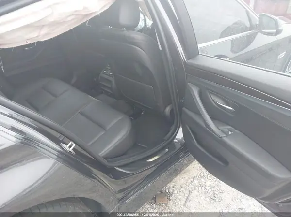 WBA5A5C55GD527085 2016 BMW 5ER - Image 8