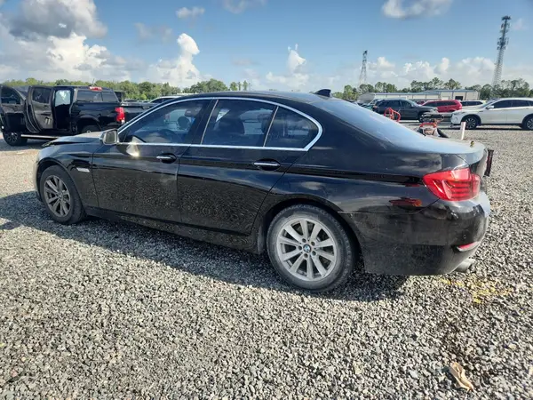WBA5A5C55GG350102 2016 BMW 5ER - Image 2