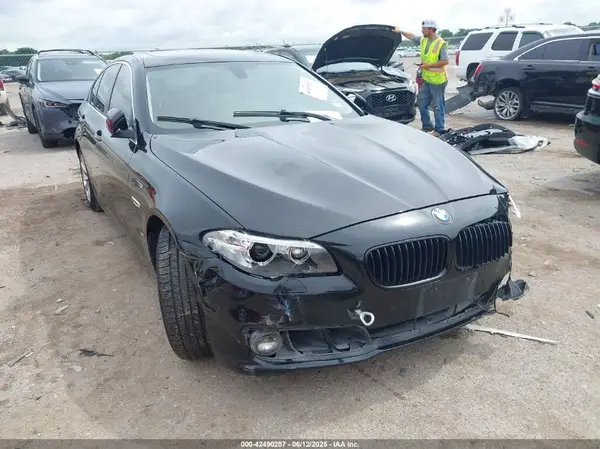 WBA5A5C55GG351220 2016 BMW 5ER - Image 1