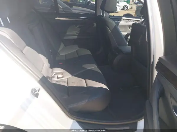 WBA5A5C55GG354621 2016 BMW 5ER - Image 8