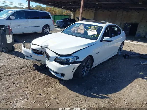 WBA5A5C55GG354733 2016 BMW 5ER - Image 2