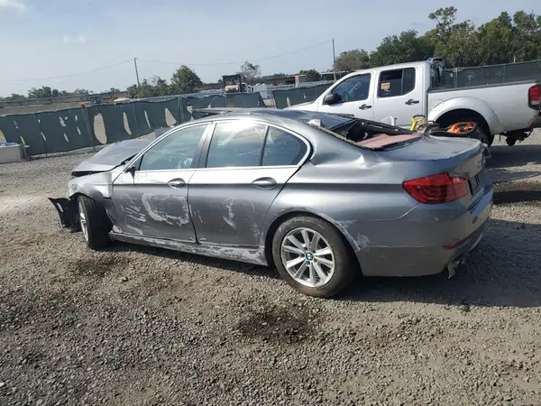 WBA5A5C57GD526780 2016 BMW 5ER - Image 2