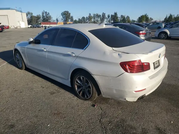 WBA5A5C57GD527203 2016 BMW 5ER - Image 2