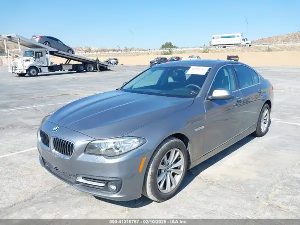 WBA5A5C57GD528450 2016 BMW 5ER - Image 2