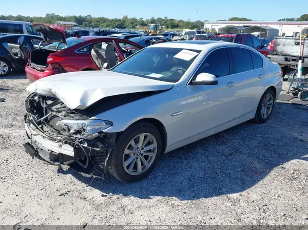 WBA5A5C57GG350280 2016 BMW 5ER - Image 2