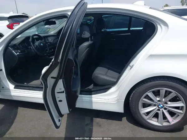 WBA5A5C57GG352871 2016 BMW 5ER - Image 8