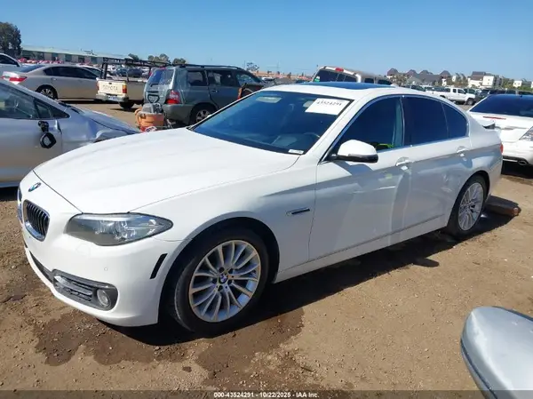 WBA5A5C57GG353101 2016 BMW 5ER - Image 2