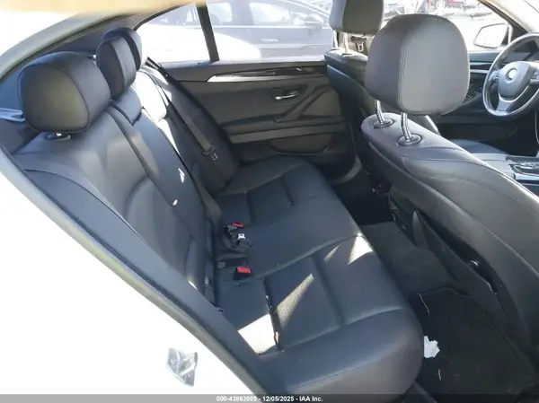 WBA5A5C57GG355138 2016 BMW 5ER - Image 8