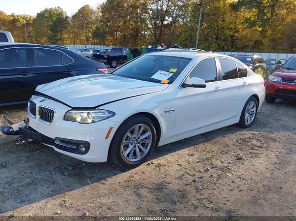 WBA5A5C58GG347937 2016 BMW 5ER - Image 2