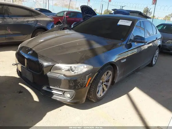 WBA5A5C58GG352071 2016 BMW 5ER - Image 2