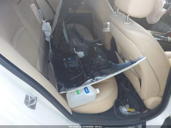WBA5A5C59GD528918 2016 BMW 5ER - Image 8
