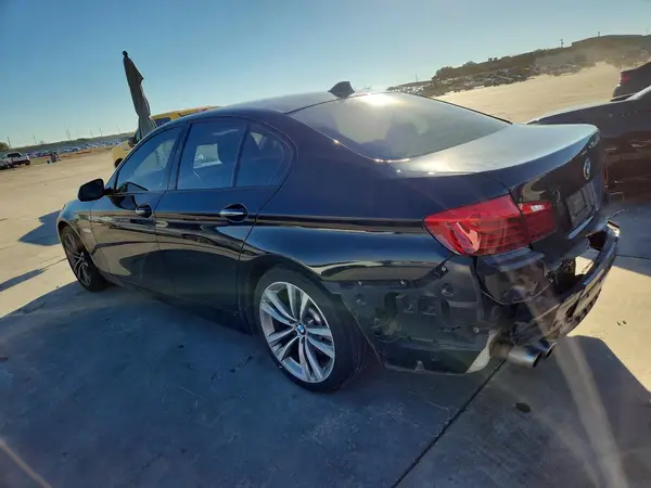 WBA5A5C59GG355061 2016 BMW 5ER - Image 2