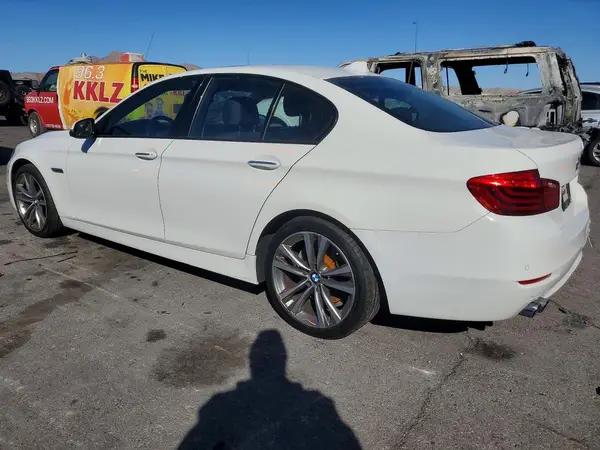 WBA5A5C5XGG354971 2016 BMW 5ER - Image 2