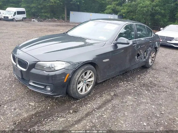 WBA5A7C50GG147954 2016 BMW 5ER - Image 2