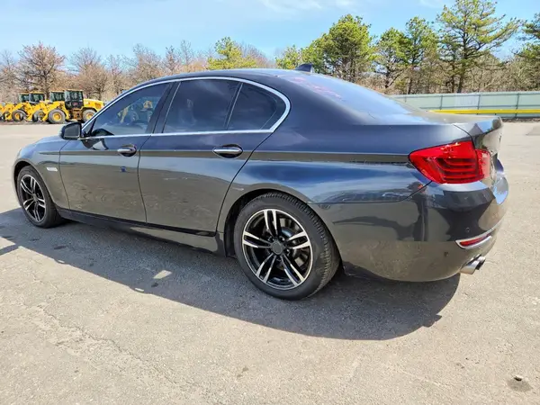 WBA5A7C51GG150197 2016 BMW 5ER - Image 2