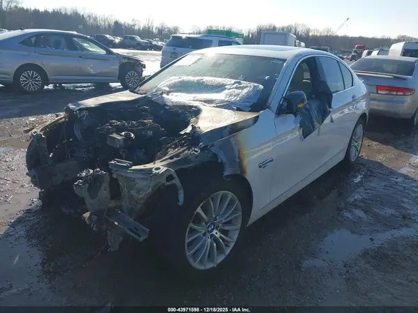 WBA5A7C51GG150801 2016 BMW 5ER - Image 2