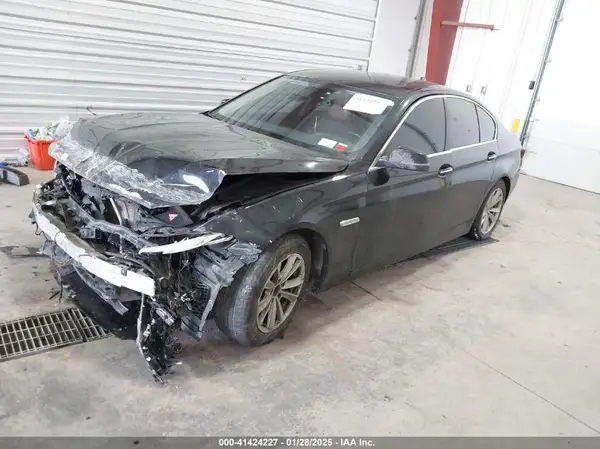 WBA5A7C52GG145199 2016 BMW 5ER - Image 2