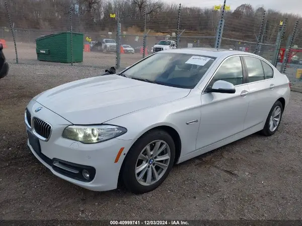 WBA5A7C52GG147664 2016 BMW 5ER - Image 2