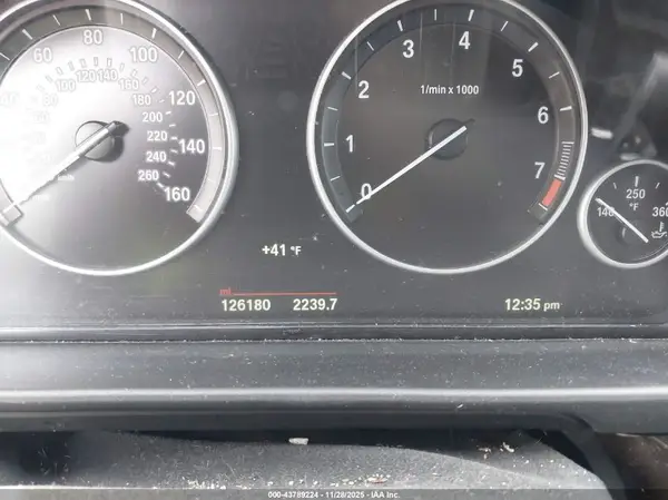 WBA5A7C52GG642964 2016 BMW 5ER - Image 2
